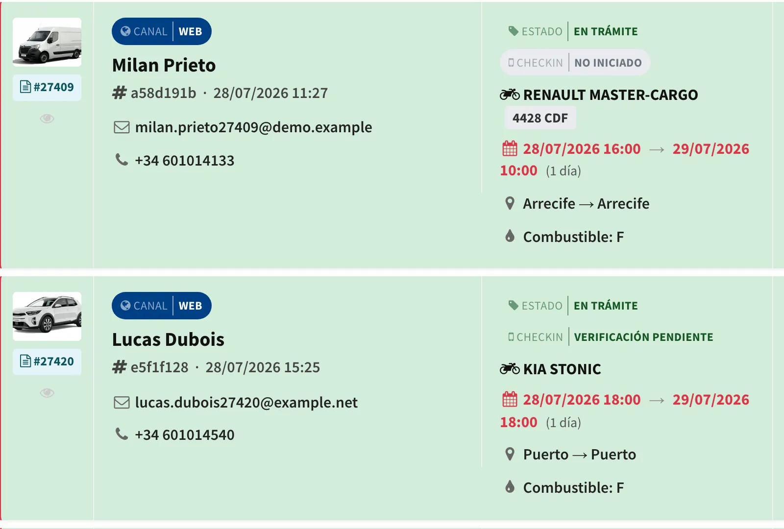 Dos reservas del listado, cada una con su cliente, su vehículo, sus fechas y lo pagado y lo pendiente